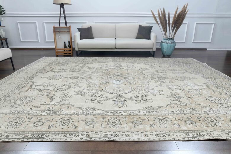 Antique Persian Bohem 10x13 Wool Persian Rug