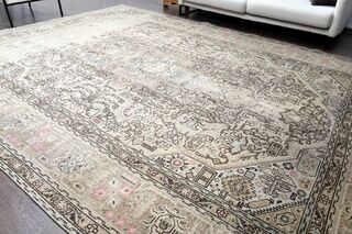Antique Persian Handwoven Rug - Thumbnail