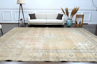 Antique Persian Handwoven Rug - Thumbnail