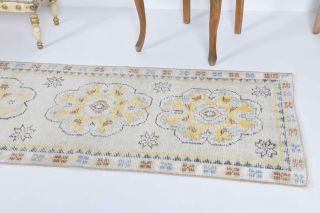 White Antique Runner Rug - Thumbnail