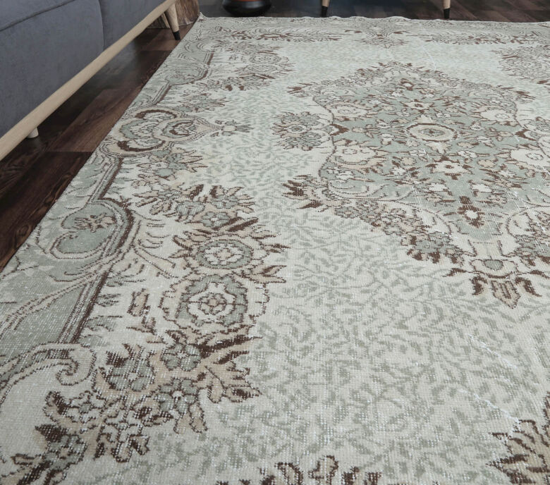 Aycin - Bohemian Vintage Rug