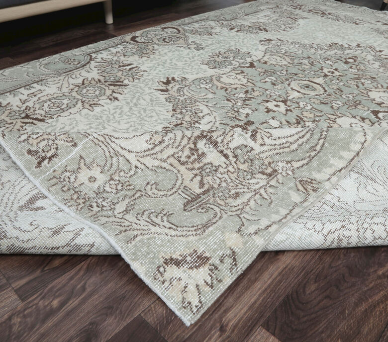 Aycin - Bohemian Vintage Rug