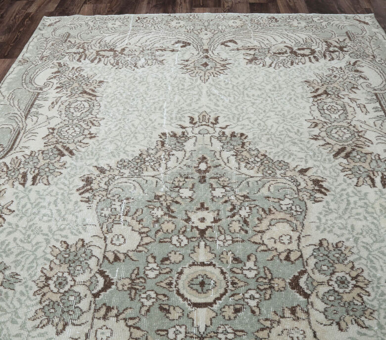 Aycin - Bohemian Vintage Rug