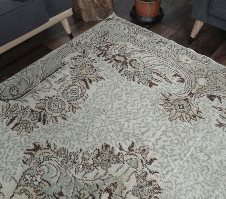 Aycin - Bohemian Vintage Rug