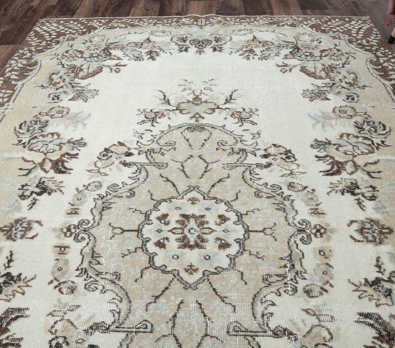 Ayfer - Medallion Vintage Rug