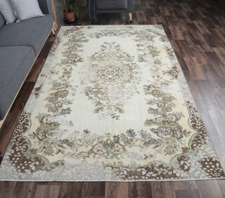 Ayhan - Turkish Vintage Rug - Thumbnail