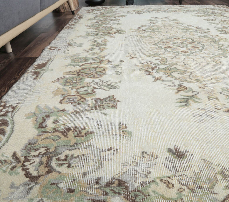 Ayhan - Turkish Vintage Rug