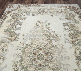 Ayhan - Turkish Vintage Rug - Thumbnail