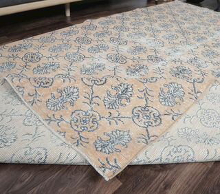 Ayishigi - Vintage Area Rug - Thumbnail