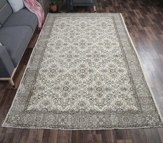 Aykoncuy - Floral Vintage Area Rug - Thumbnail