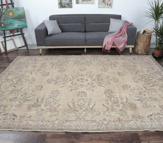 Ayseli - Vintage Turkish Rug - Thumbnail