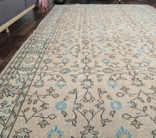 Aysevil - Soft Vintage Rug - Thumbnail