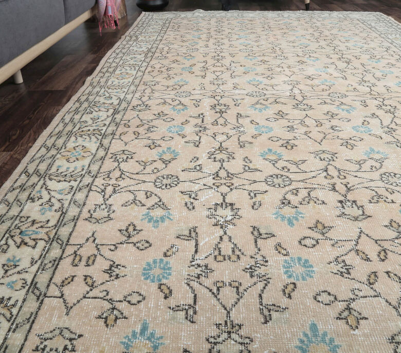 Aysevil - Soft Vintage Rug