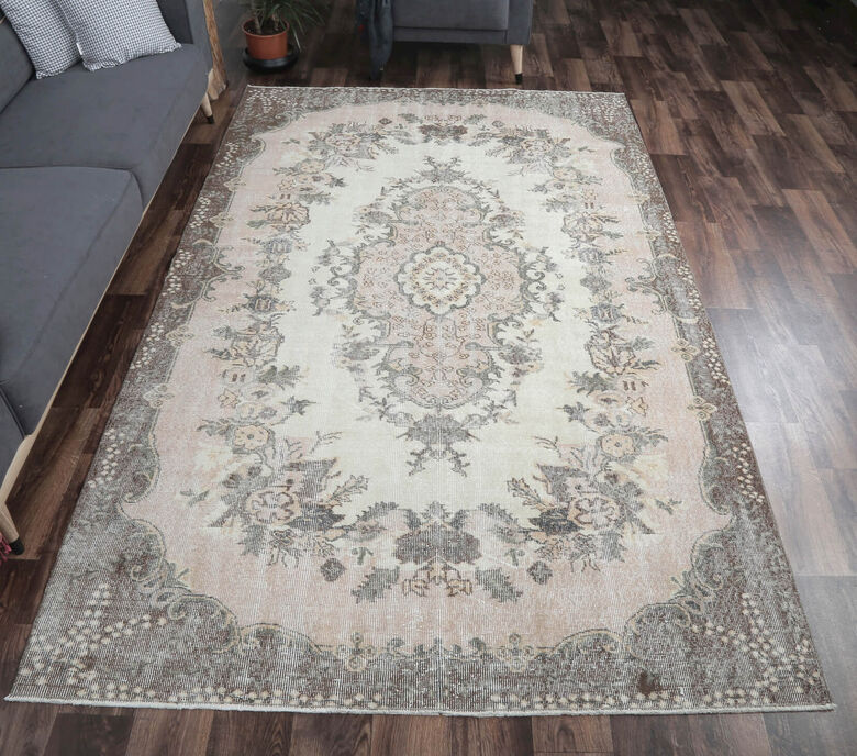 Aysu - Turkish Tribal Area Rug