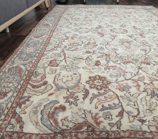 Aysuda - Turkish Area Rug - Thumbnail