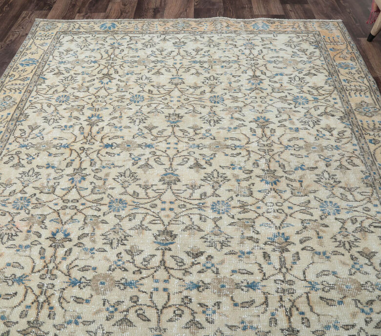 Aysun - Housewarming Vintage Rug