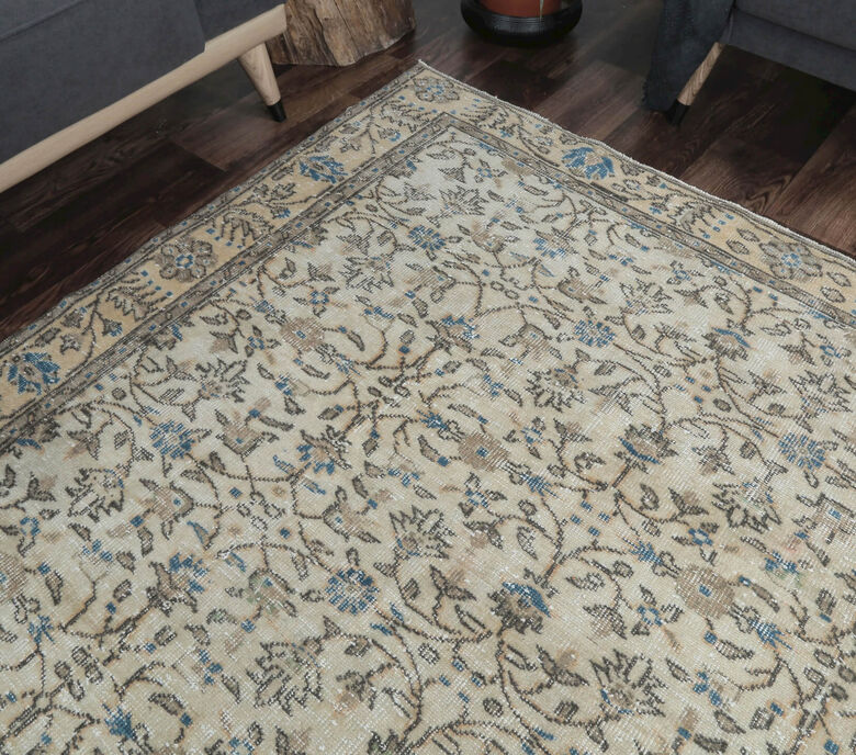 Aysun - Housewarming Vintage Rug