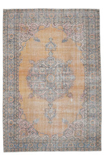 Ayten - Persian Oriental Rug - Thumbnail
