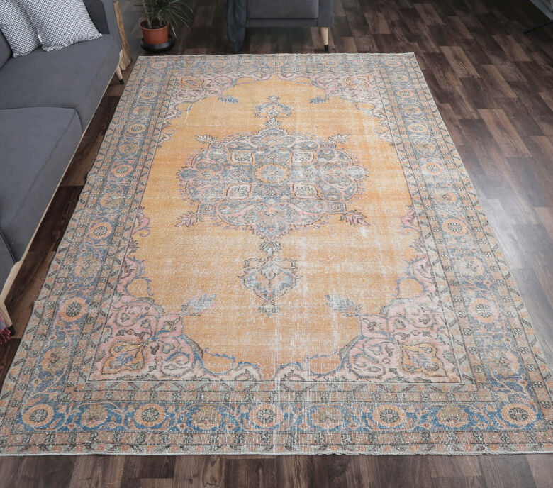 Ayten - Persian Oriental Rug