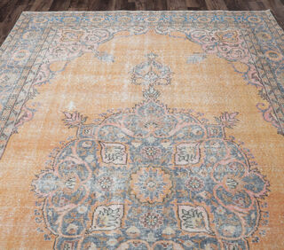 Ayten - Persian Oriental Rug - Thumbnail