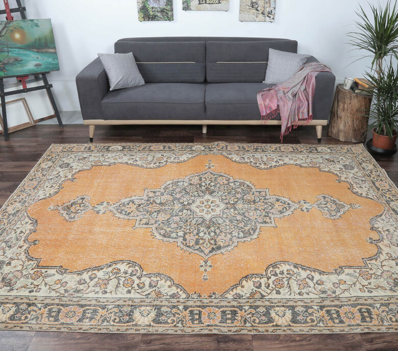 Ayumi - Oriental Vintage Rug