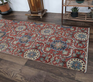 Balbina - Red Floral Runner Rug - Thumbnail