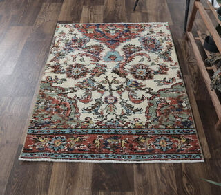 Banum - Oriental Area Rug - Thumbnail