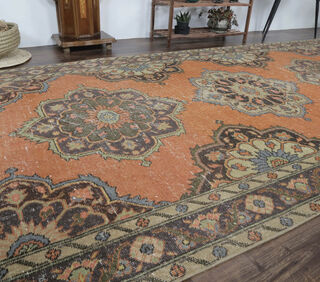 Beatrice - Turkish Oriental Runner Rug - Thumbnail