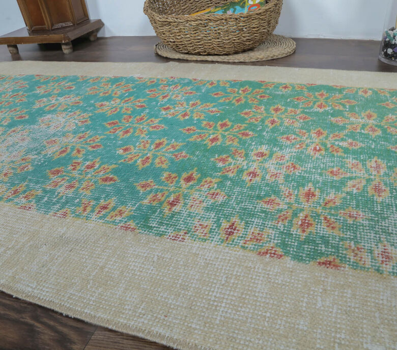 Berran - Neutral Bordered Spring Rug