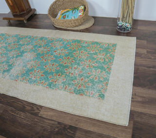 Berran - Neutral Bordered Spring Rug - Thumbnail