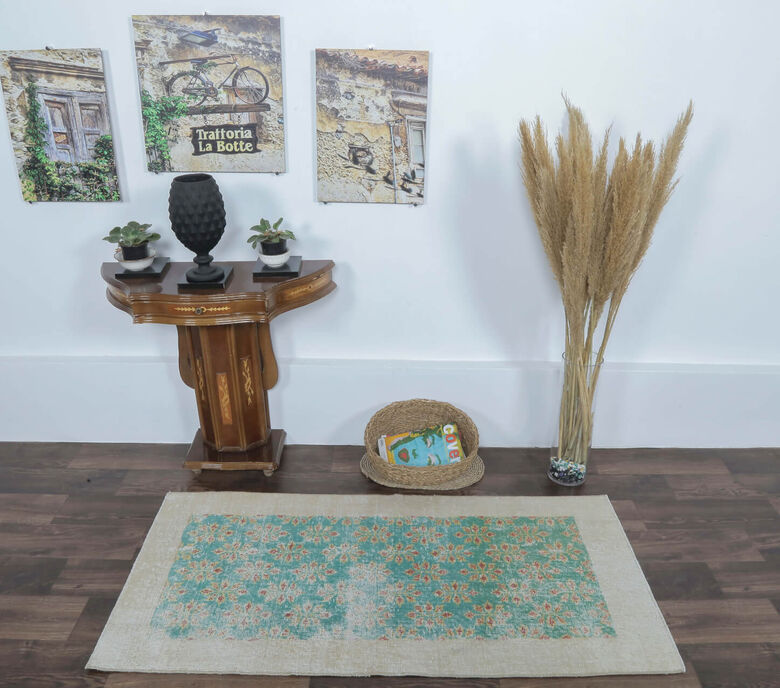 Berran - Neutral Bordered Spring Rug