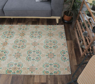 Besime - Small Floral Turkish Rug - Thumbnail