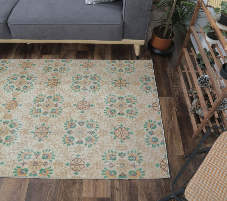 Besime - Small Floral Turkish Rug