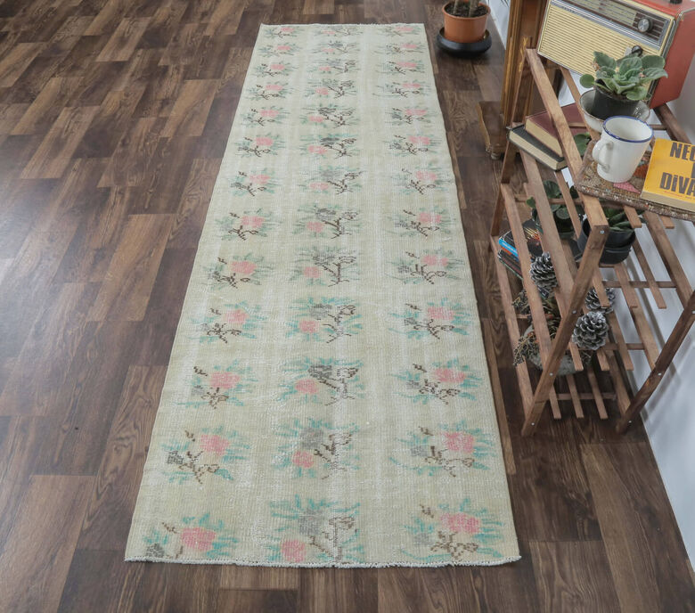 Bibikatun - Rugs and Roses Anatolian Runner