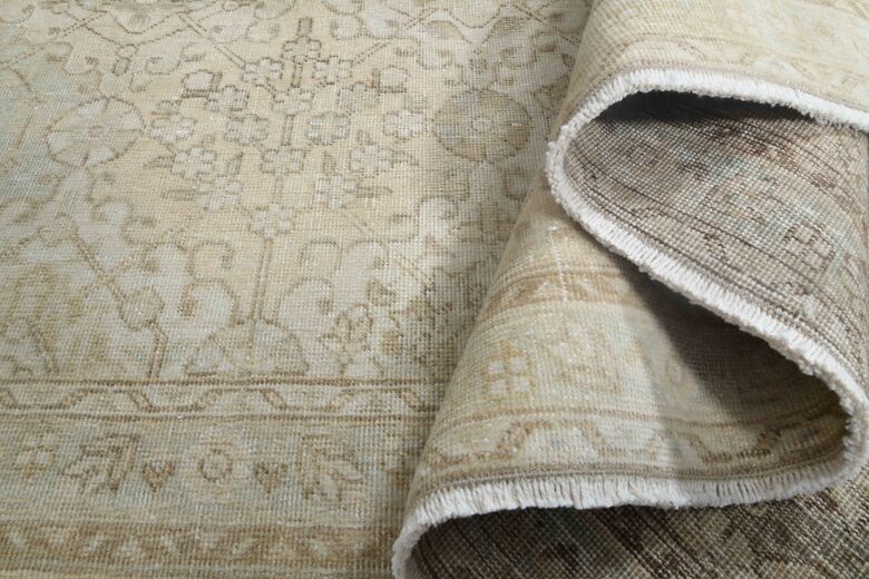 Bohemian Hand-Knotted 10x13 Beige Persian Rug