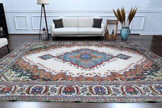 Bohemian Persian Handmade Wool Rug - Thumbnail