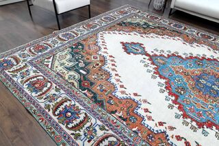 Bohemian Persian Handmade Wool Rug - Thumbnail