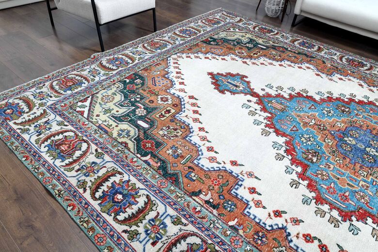 Bohemian Persian Handmade Wool Rug
