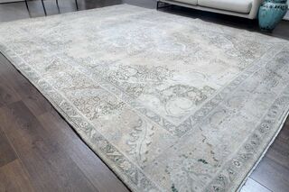 Bohemian Vintage Bohemian 10x13 Wool Persian Rug - Thumbnail