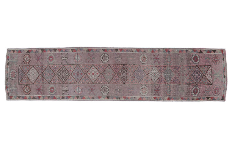 Buglem - Pastel Pink Vintage Runner Rug