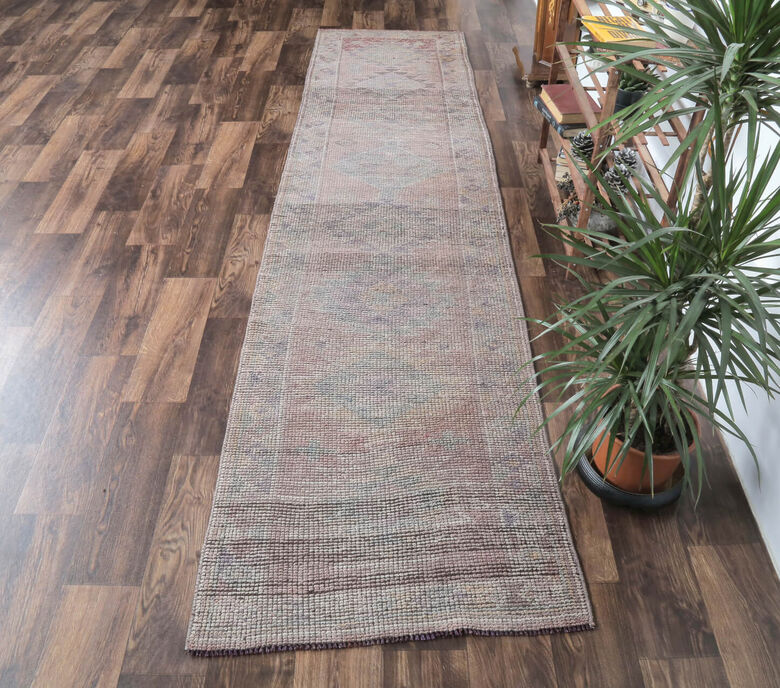 Canfeza - Hand-Knotted Wool Runner