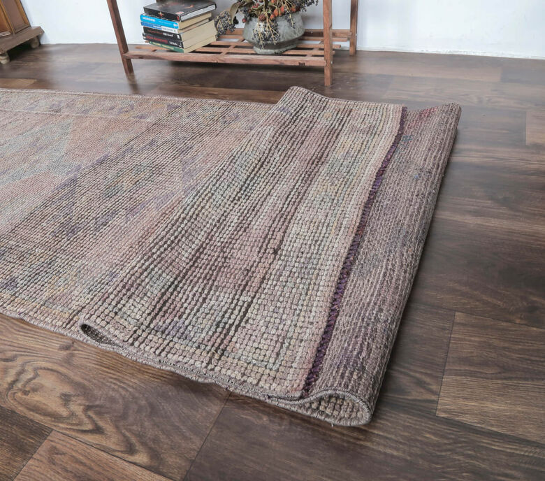 Canfeza - Hand-Knotted Wool Runner