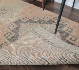 Cansev - Hallway Vintage Rug - Thumbnail