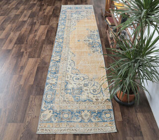 Catherine - Oriental Runner Rug - Thumbnail