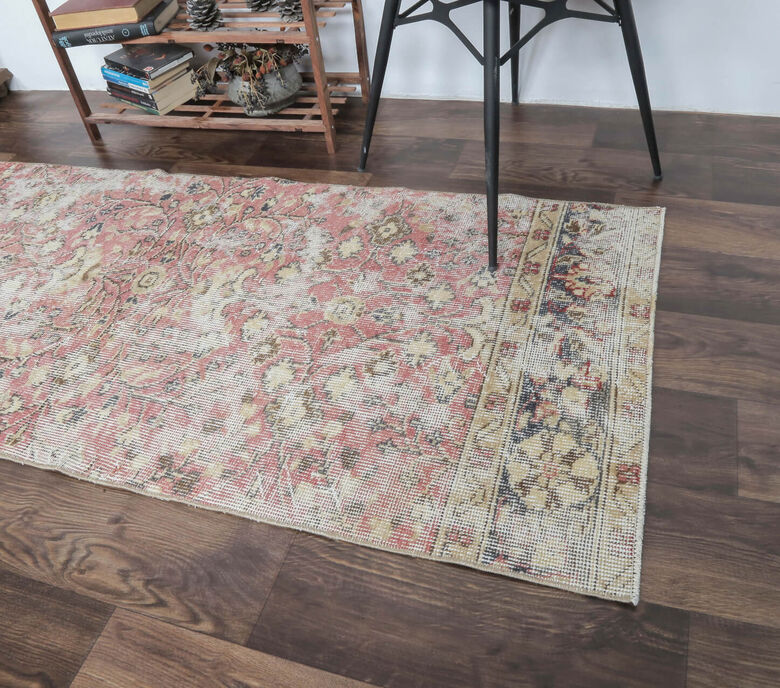 Cecelia - Boho Decor Floral Runner