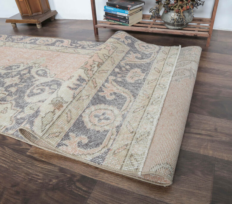 Delaney - Semi-Oriental Runner Rug