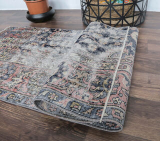 Dilnishin - Distressed Runner Rug - Thumbnail