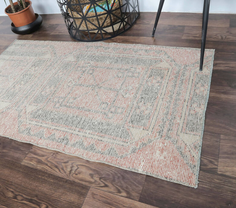 Dogay - Faded Vintage Rug