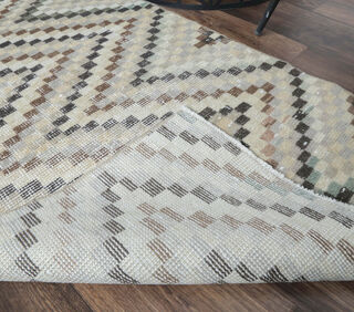 Dolores - ZigZag Vintage Rug - Thumbnail