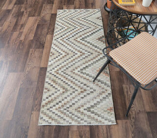 Done - ZigZag Vintage Rug - Thumbnail